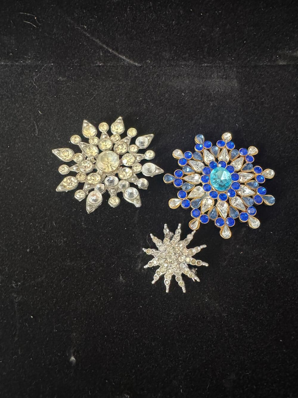 Brooches Lot of 3 Rhinestone Glass Blue and Silver Winter Holiday Christmas XMAS